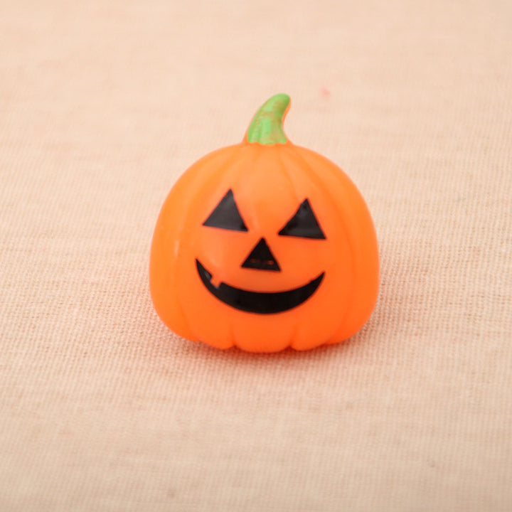Fun Halloween-Themed Skull Decoration Bowlift