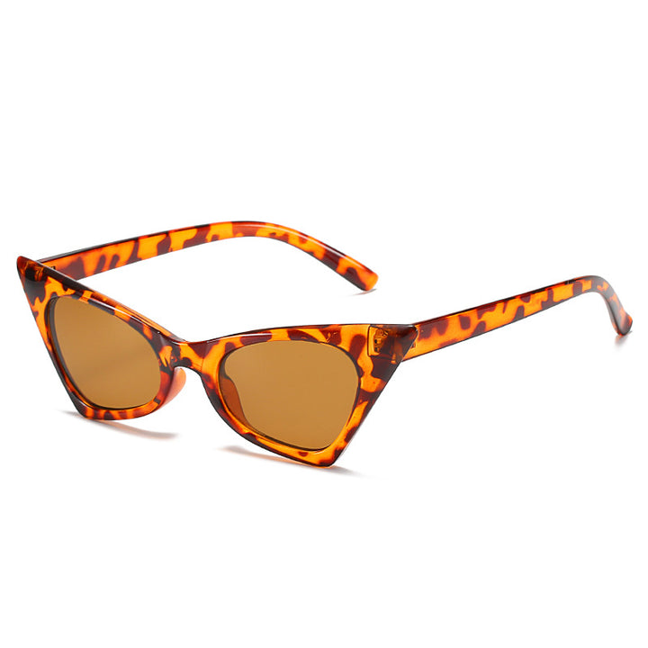 Women Cat Eye Sunglasses with Artistic Frame and UV Protection Bowlift