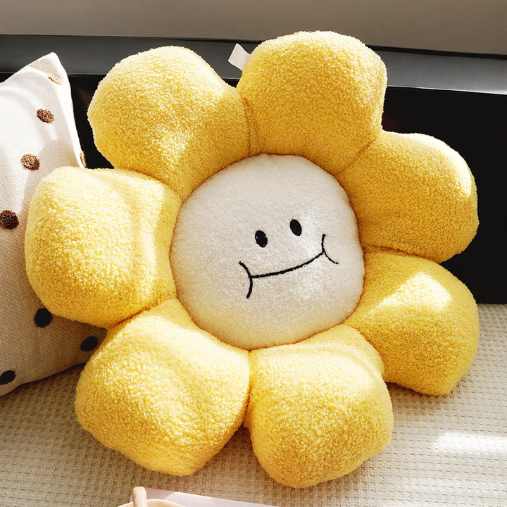 Decorative cushions with pattern, cotton