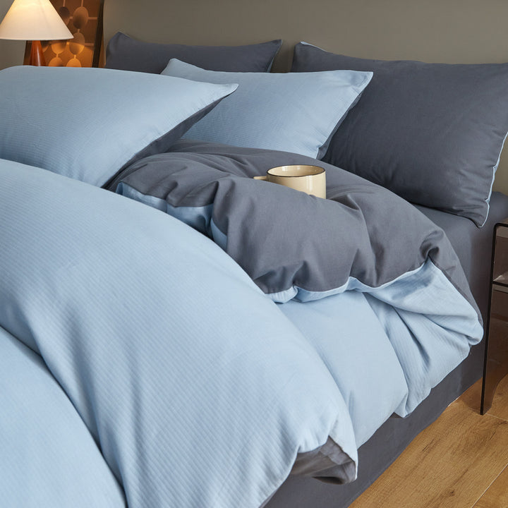 Cotton bedding set, brushed with jacquard structure
