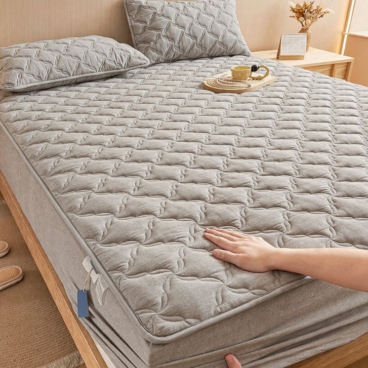 Quilted cotton fitted sheet, breathable