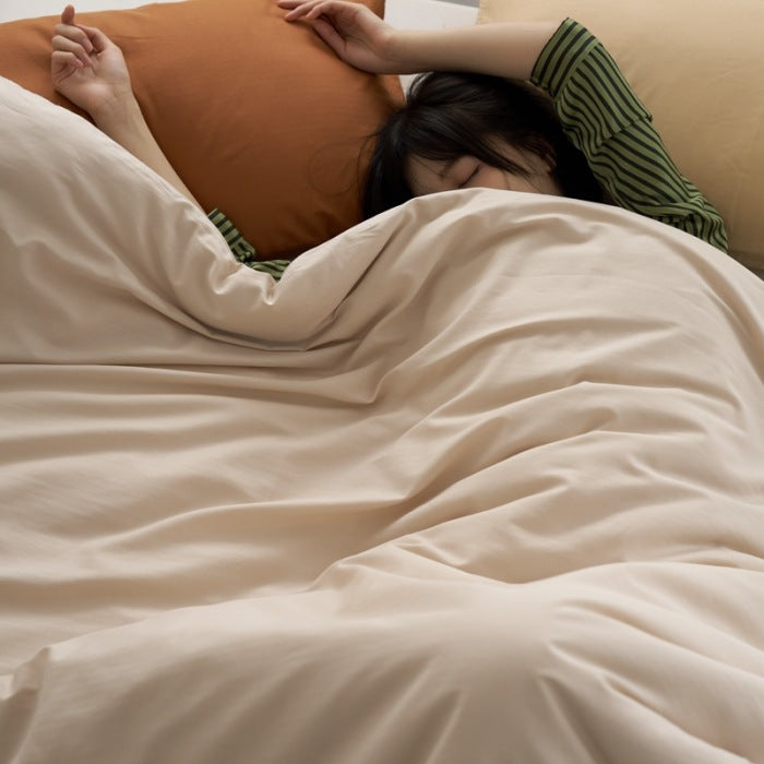 Duvet cover made of long-staple cotton, solid color