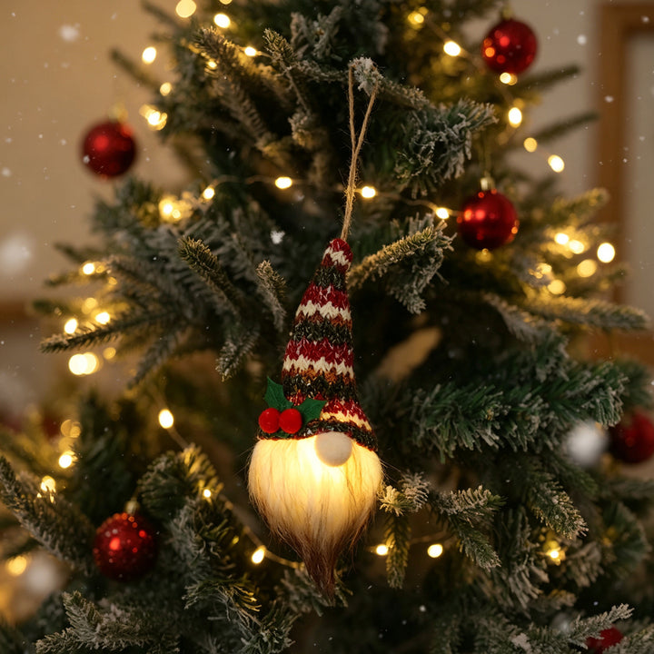 Christmas Gnome Pendant with Knitting Design