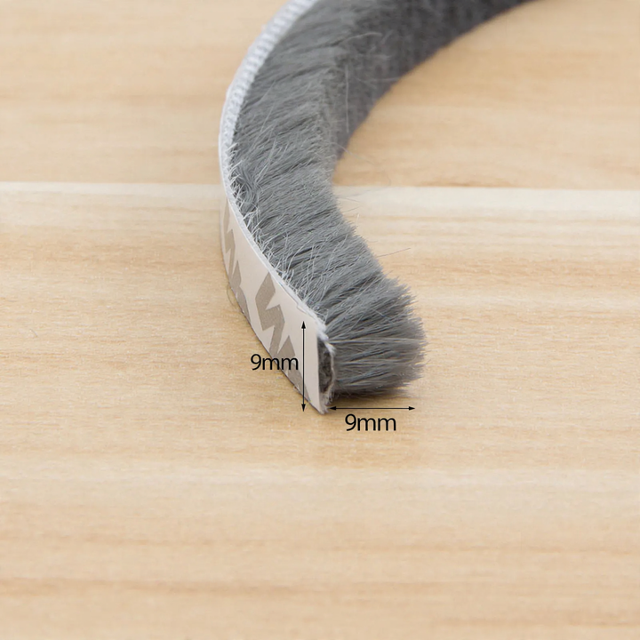 Brush seal for door and window gaps