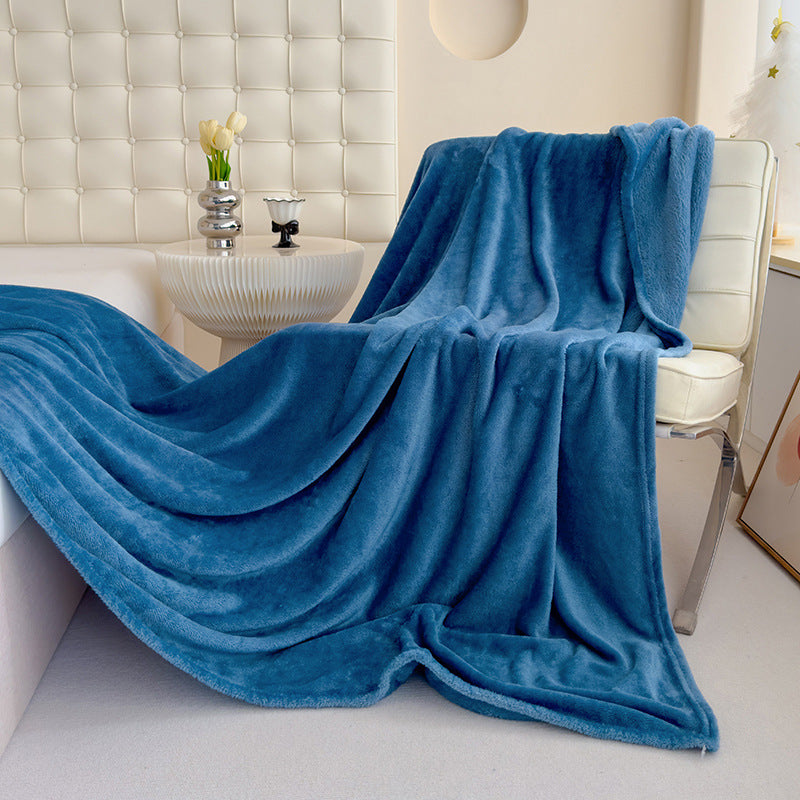 Versatile cuddle blanket made of soft polyester
