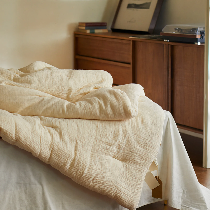 Cotton-linen duvet with soybean fiber filling