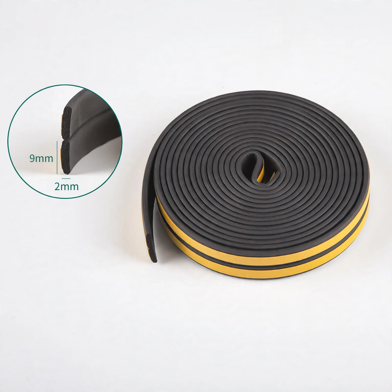 Door gap sealing strip for interior doors