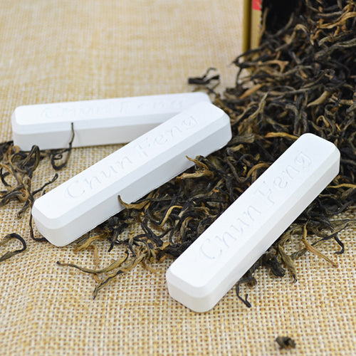 Diatomaceous earth drying strips