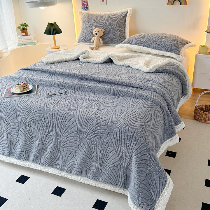 Double-sided milk fiber fleece blanket, versatile to use