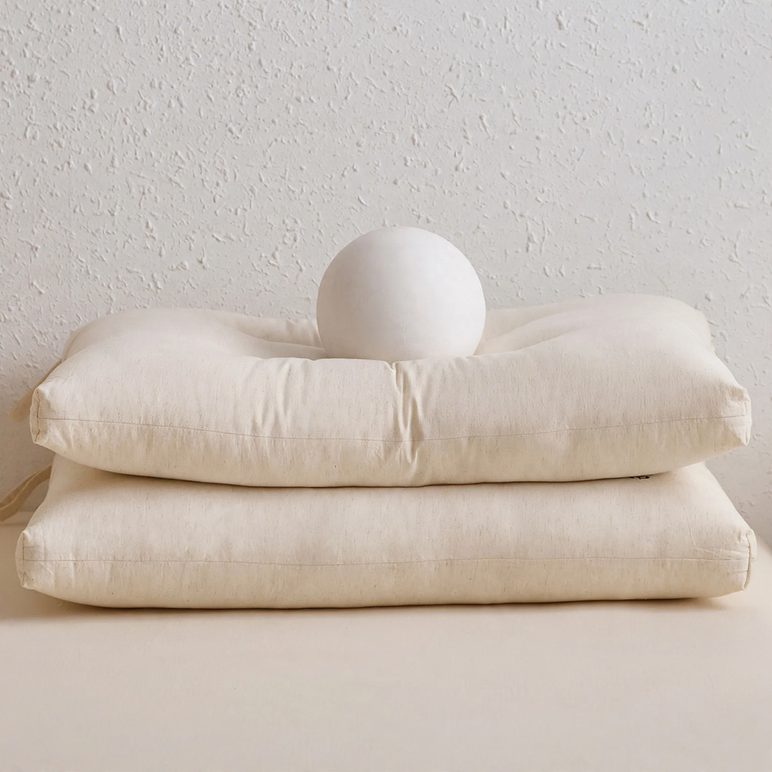 Cotton-linen cushion with neck support, 48×74 cm