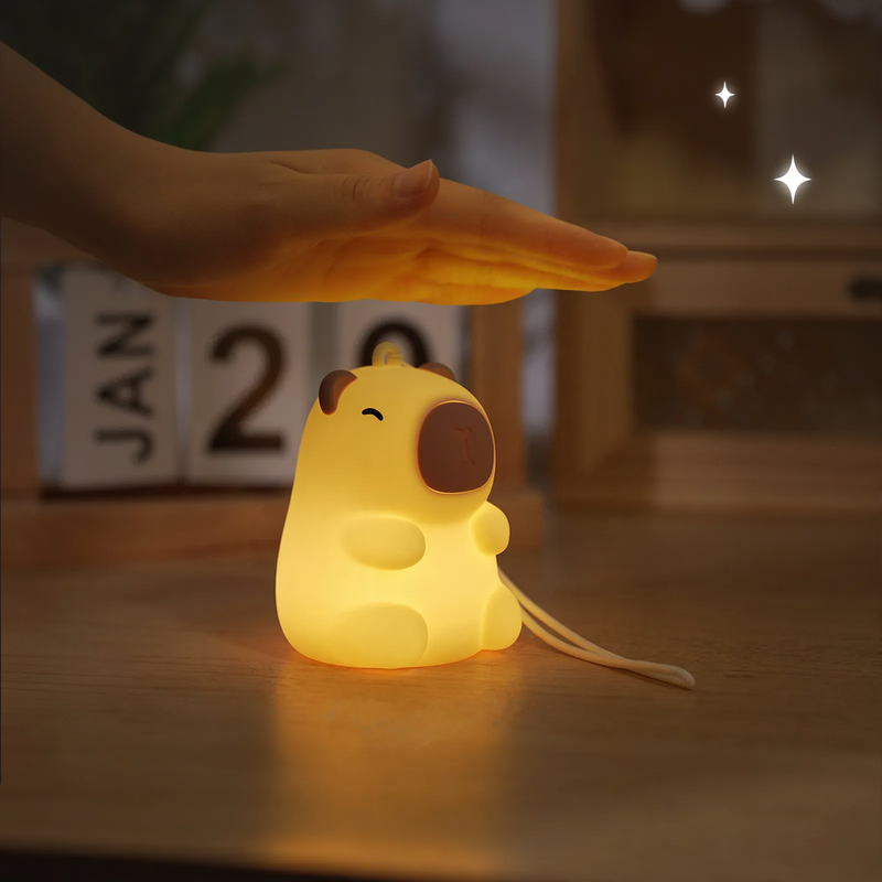 Mini night light with capybara motif