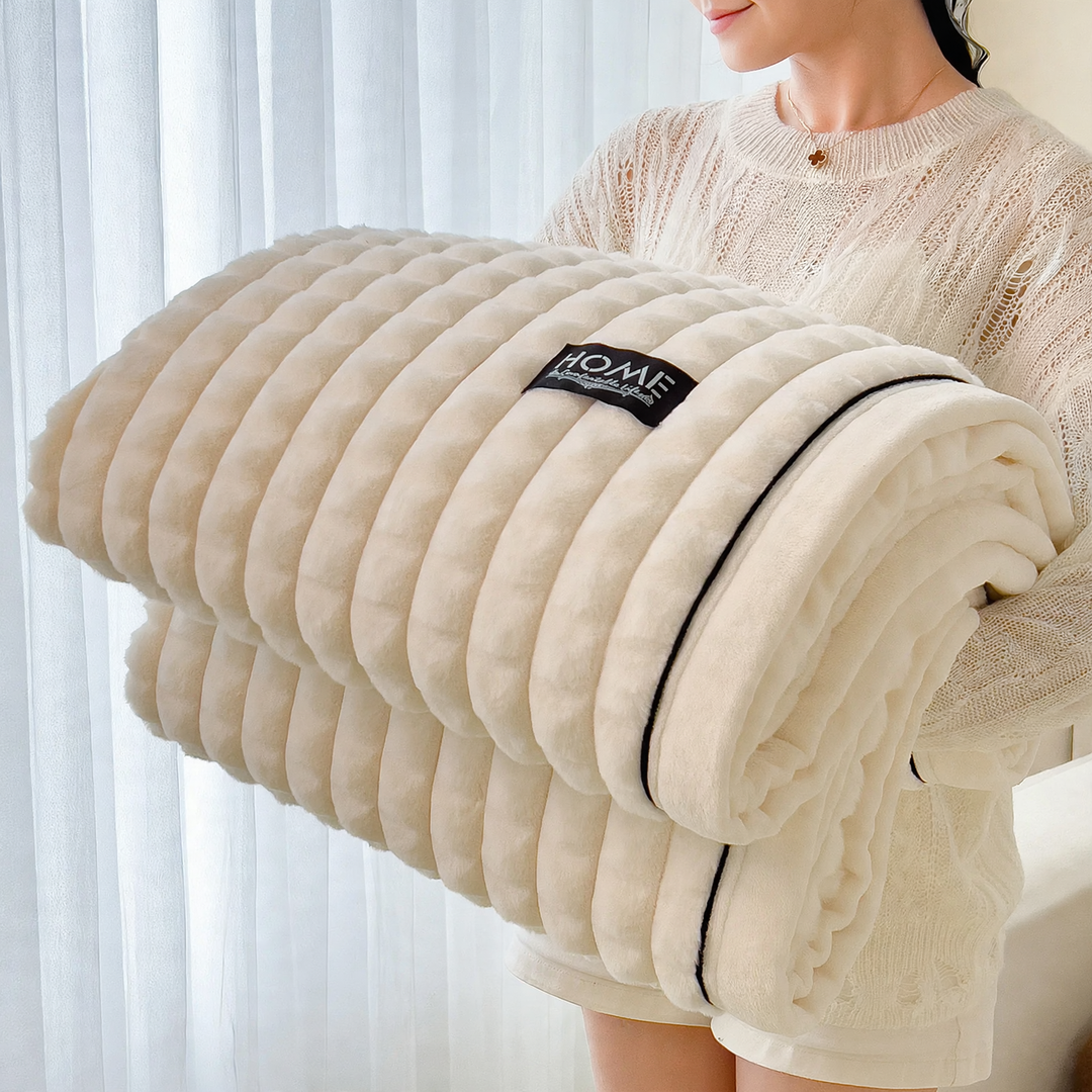 Double-sided rabbit fur imitation blanket