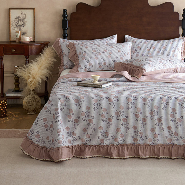 Cotton bedspread, French style, floral pattern