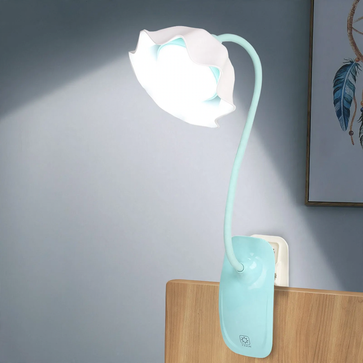 LED clamp lamp for desk and bed