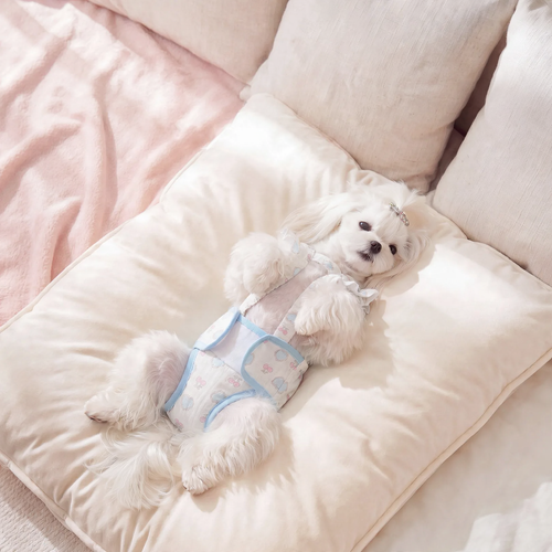 Adjustable hygiene diapers with Velcro closure