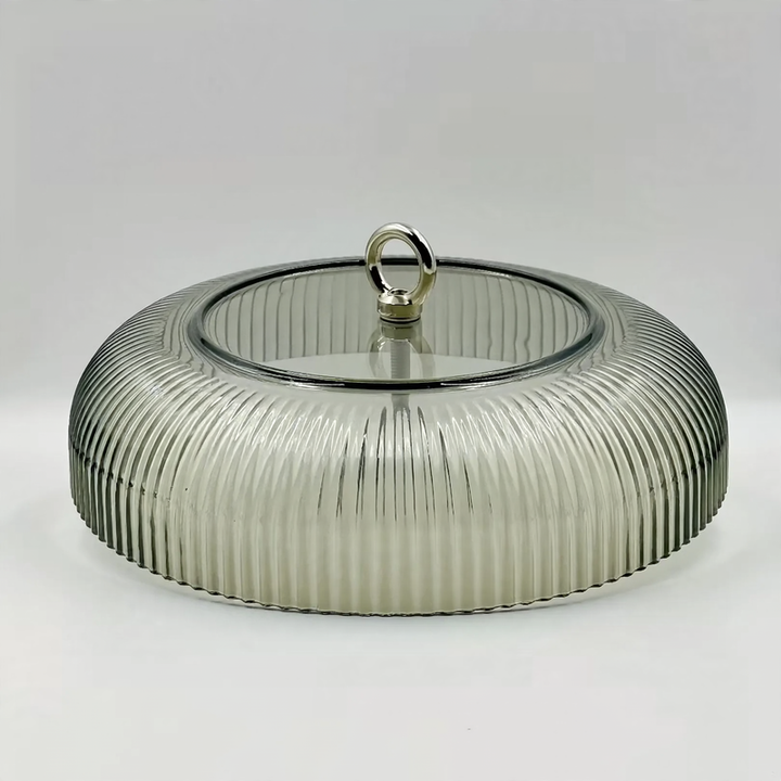 Rain protection for feeding stations