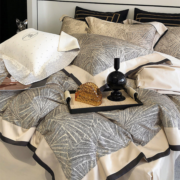 Luxury bedding set made of long-staple cotton, floral