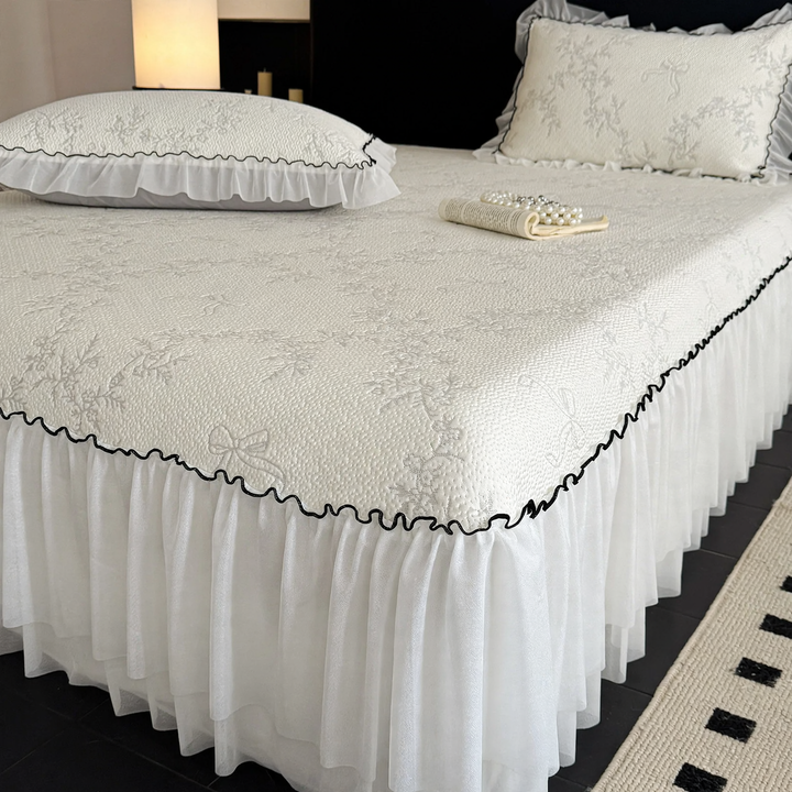 Princess-style cooling mat, foldable