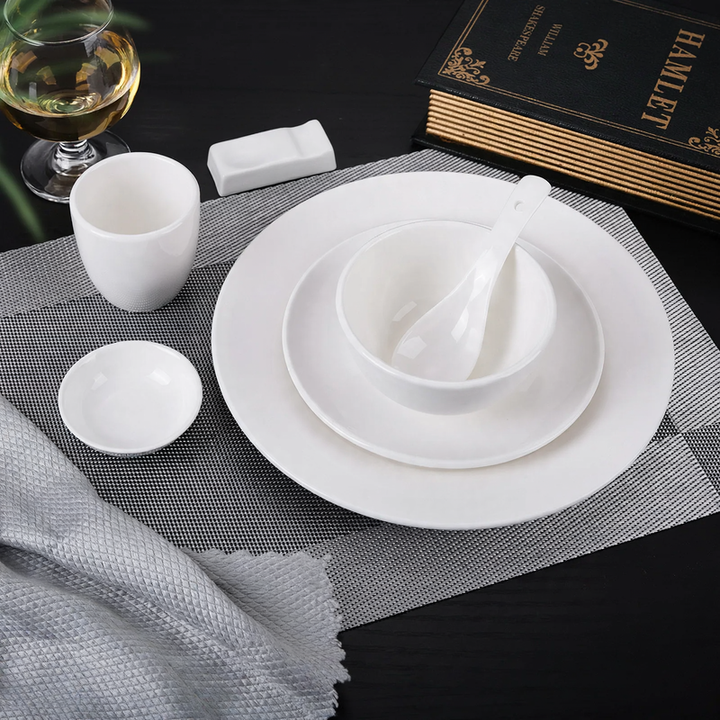 Ceramic tableware set, white, for gastronomy