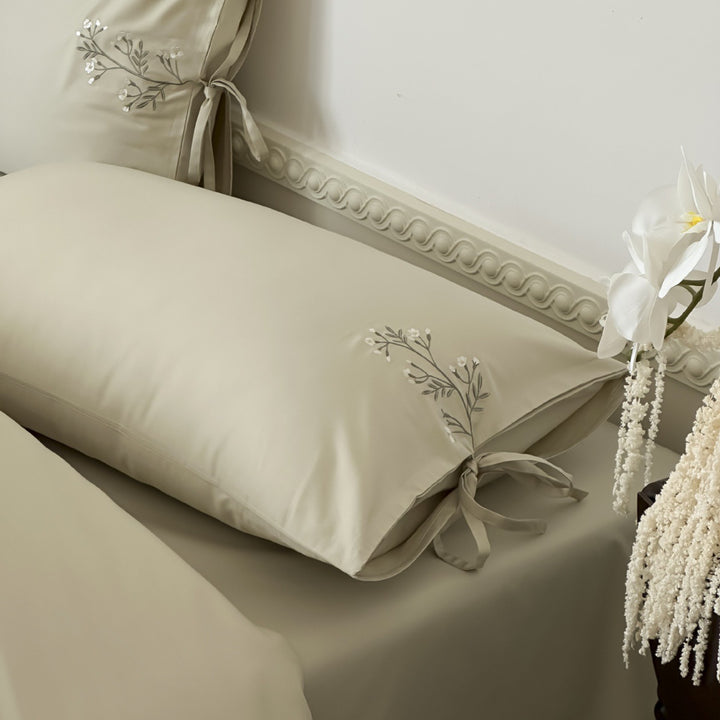 Cotton bedding set, 4-piece, embroidered