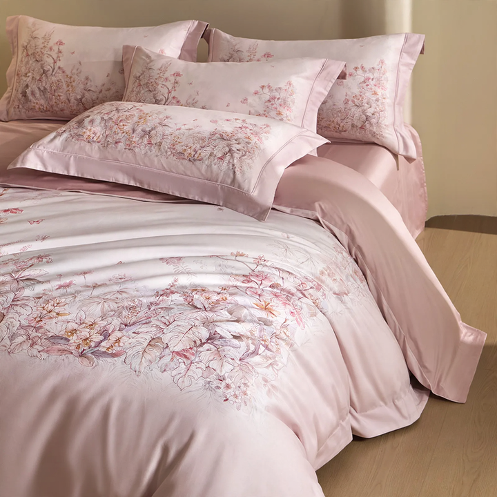 Cotton bedding set with floral pattern