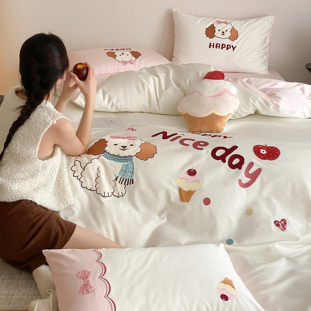 Cartoon bedding made from long-staple cotton