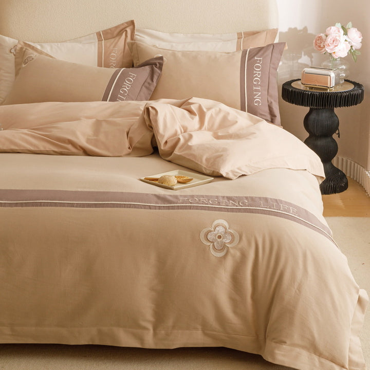 Bed linen set made of long-staple cotton, brushed