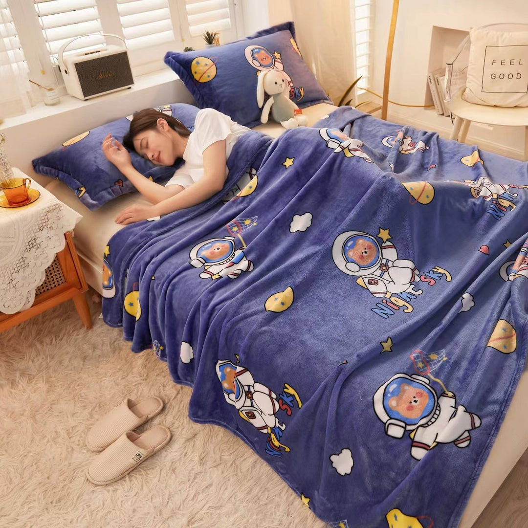 Cozy blanket made of milk fiber, cartoon pattern