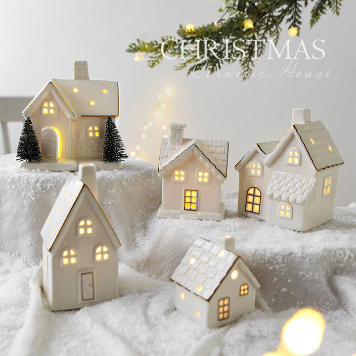 Ceramic Christmas house with lighting
