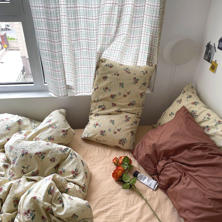 Bedding set made of cotton, floral pattern