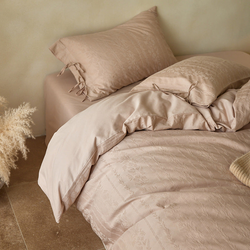 Bedding set made of pure cotton with relief structure
