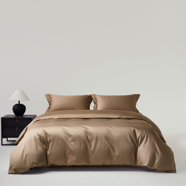 Luxurious cotton bedding set in hotel style