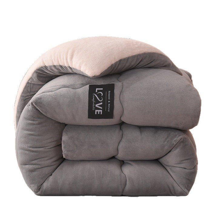 Winter duvet with polyester filling