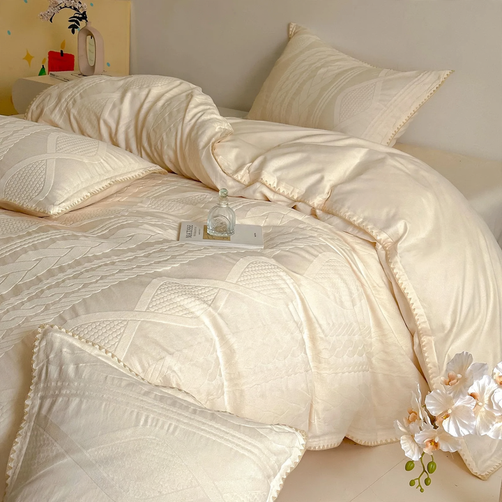 Elegant bedding set with relief pattern