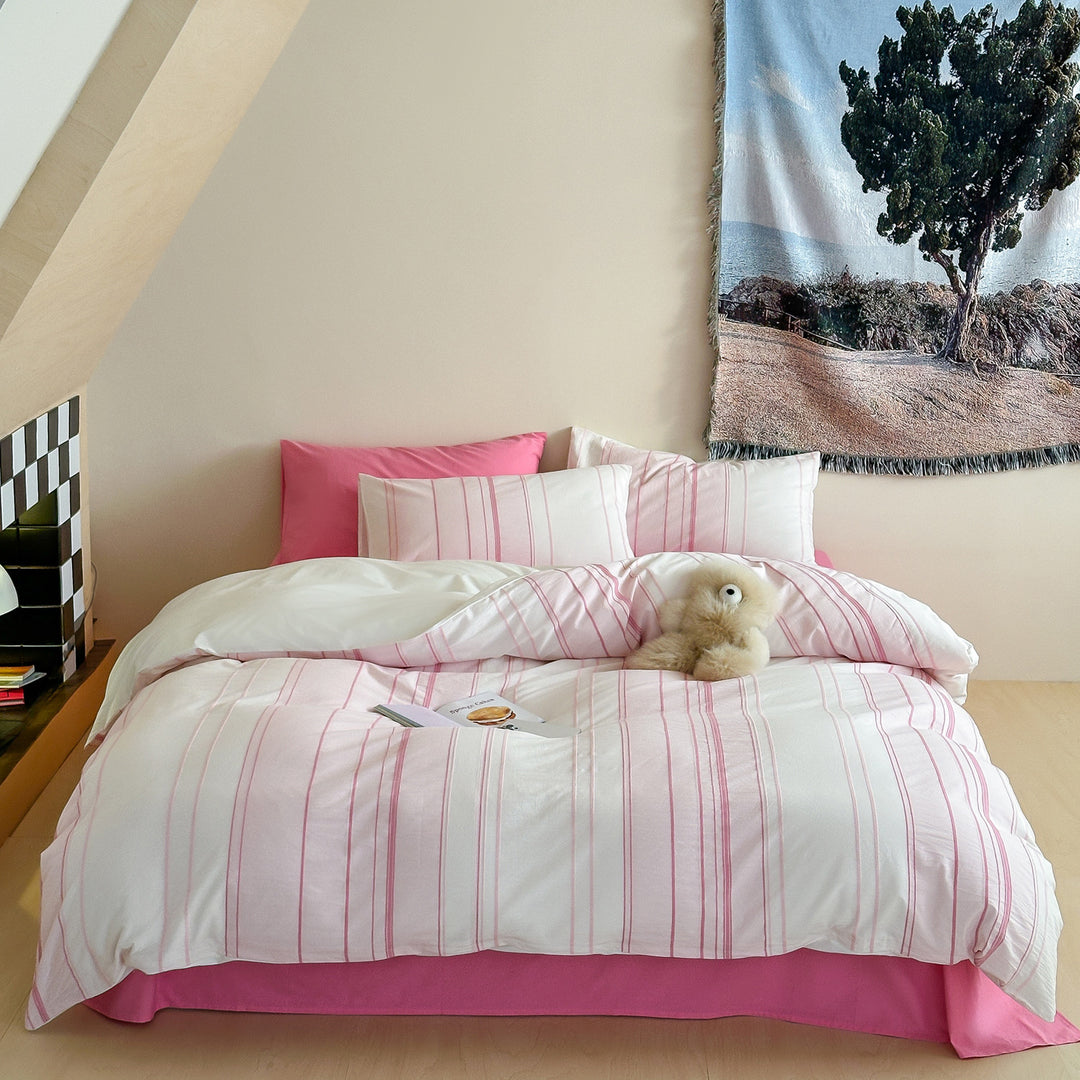 Striped cotton bedding, yarn-dyed