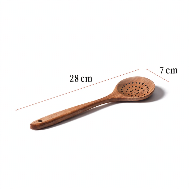 Wooden cooking utensils, various shapes