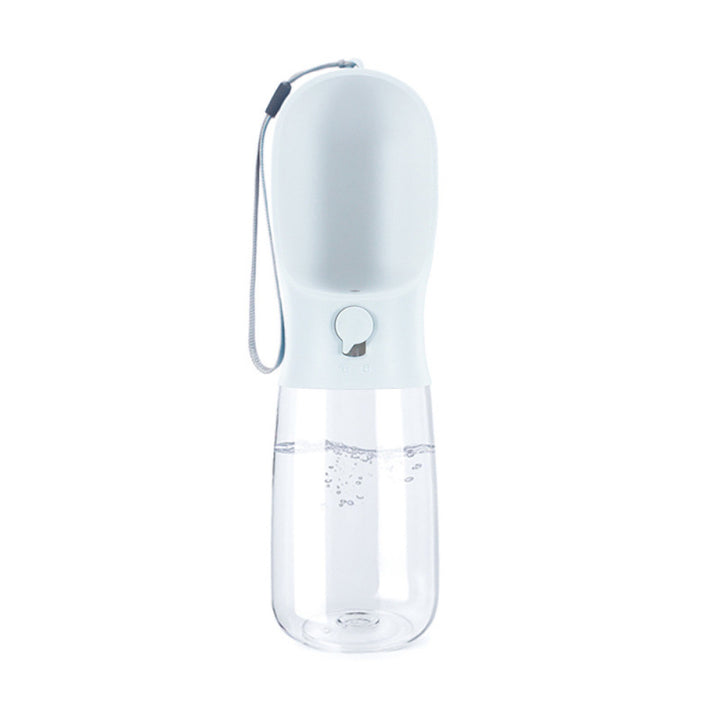 Portable drinking cup for dogs and cats
