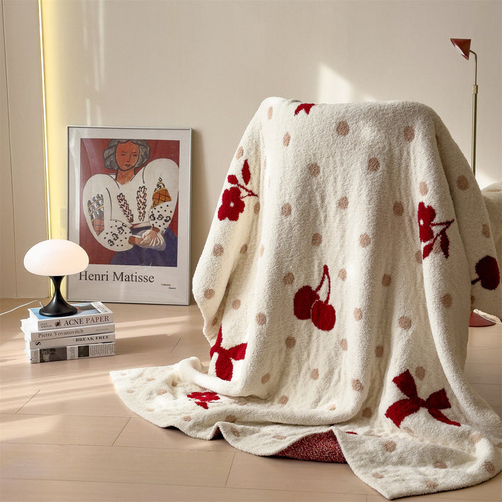 Fluffy wool blanket with cartoon motifs
