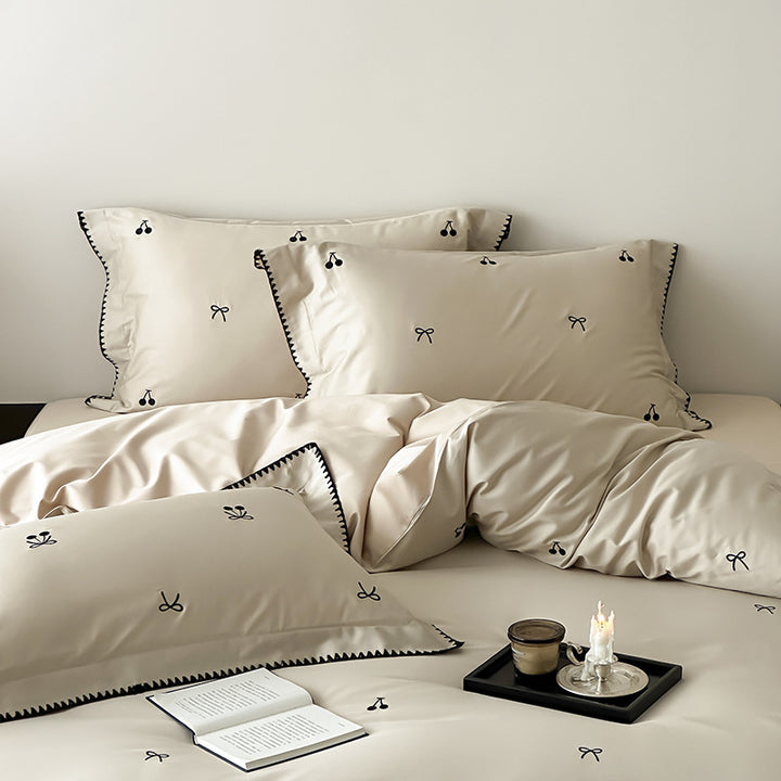 Australian cotton bedding, satin binding
