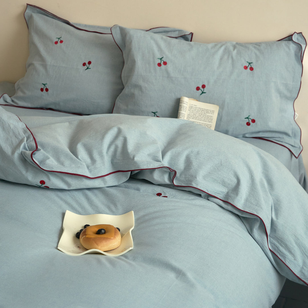 Cotton bedding with cherry embroidery, 4-piece
