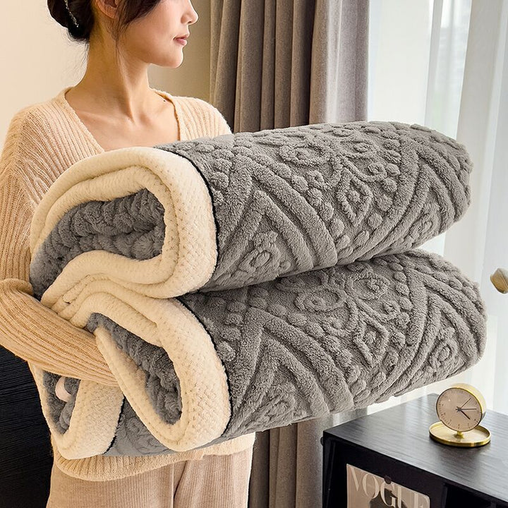 Fluffy flannel throw blanket, double-sided thickened, various sizes