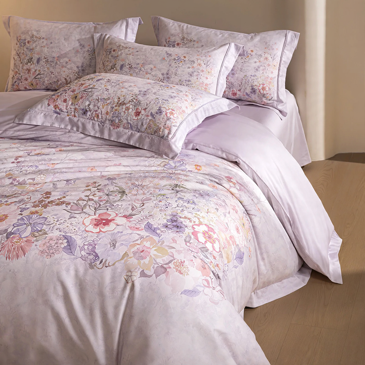 Cotton bedding set with floral pattern