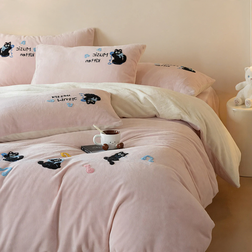 Bedding set, 4 pieces, milk fiber, cat pattern
