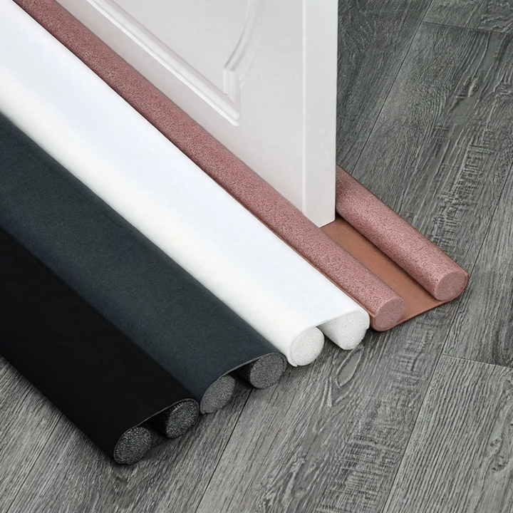 Door seal for door bottoms, soundproofing