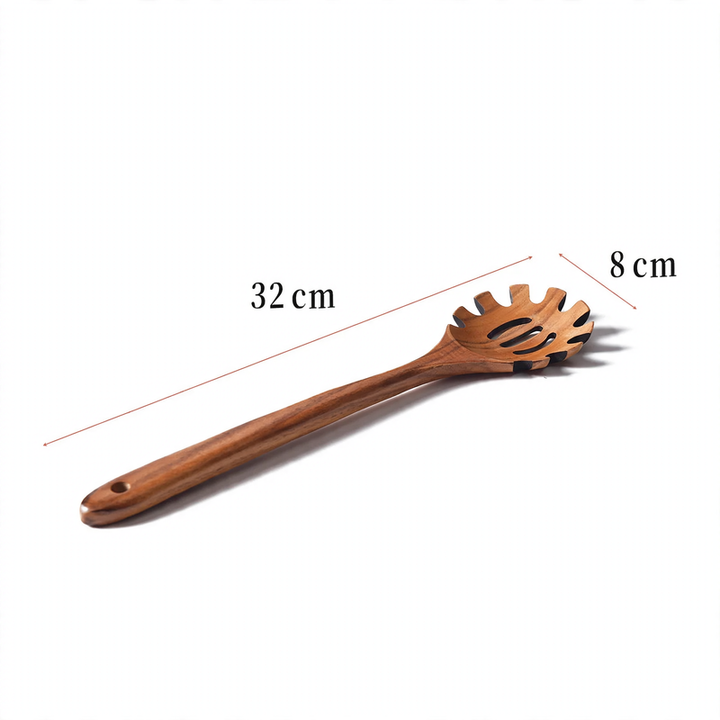 Wooden cooking utensils, various shapes
