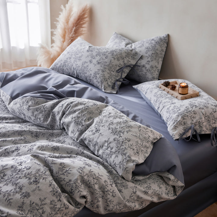Long-staple cotton bedding, jacquard design