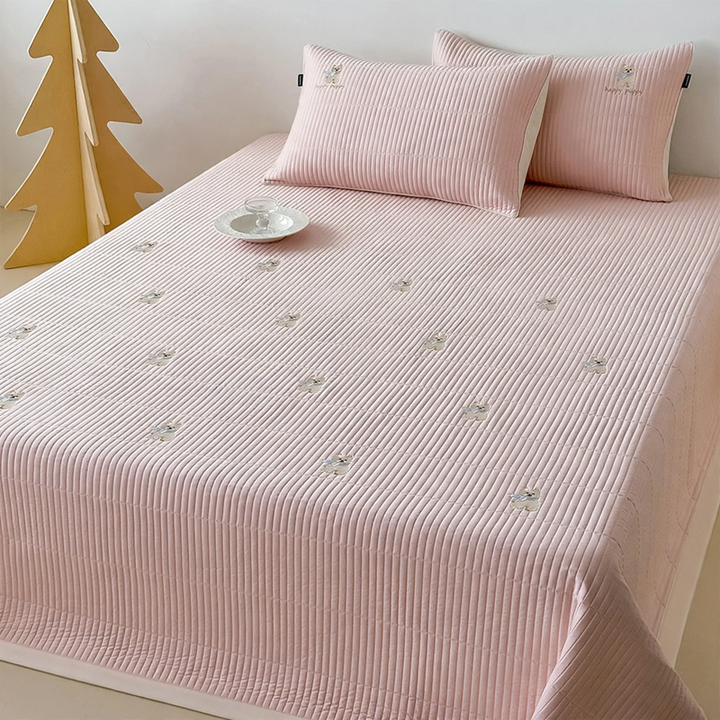 Cotton quilted bedspread with cartoon design