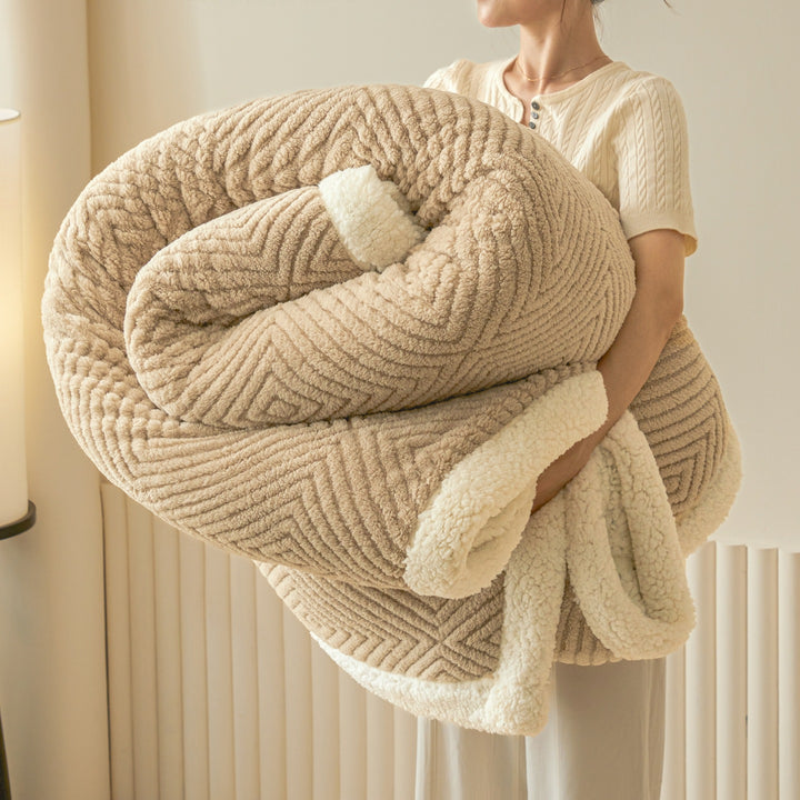 Double-sided lamb fleece blanket with geometric pattern