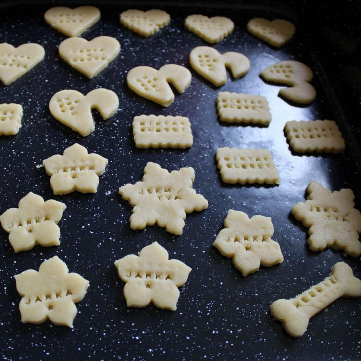 BowLift | English Alphabet Cookie Cutter