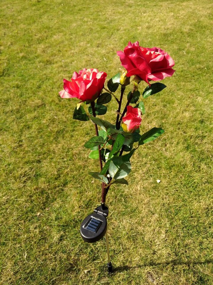 BowLift | Solar-powered rose lights – garden stakes with solar panel for decorative lighting